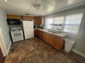 Private kitchen - Downtown apartment in the heart of Bryson City! Location, Location, Location!  (Bryson City)