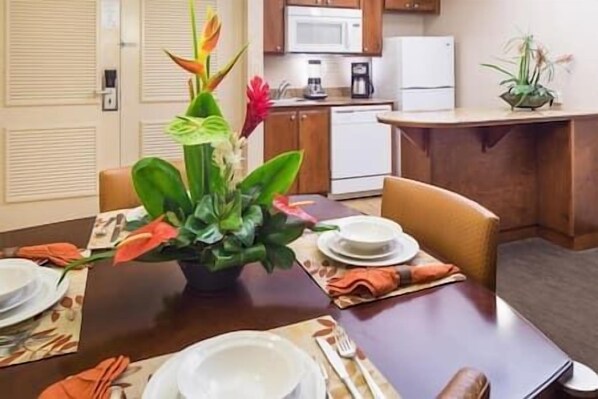 تناول الطعام