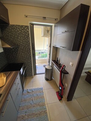 Oven, stovetop, dishwasher