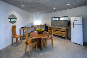 Full-sized fridge, microwave, oven, stovetop - Villa Turquesa (Cairu)