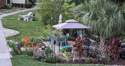 Beautiful remodeled condo in Paradise Lakes Clothing Optional Resort.