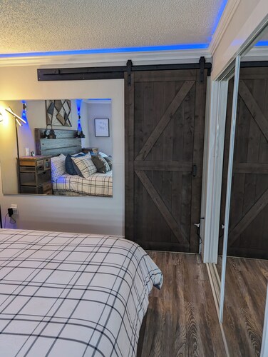 Beautiful remodeled condo in Paradise Lakes Clothing Optional  Resort. 