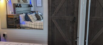 Beautiful remodeled condo in Paradise Lakes Clothing Optional Resort.