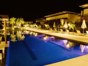 公寓 | 泳池 | 室外游泳池,恒温泳池