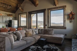 Fireplace, ping pong, books