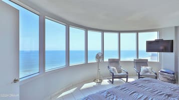 2 bedrooms, iron/ironing board, travel crib, WiFi