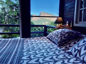 Chalé, vista para a montanha | 2 quartos, cortinas blackout, ferros/tábuas de passar roupa