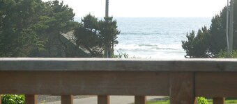Cottage Inn-Cannon Beach Property Mgmt