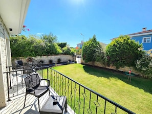 Standard Room, Balcony, Garden View | Free WiFi - Cemile Hanim Konagi (Cesme)