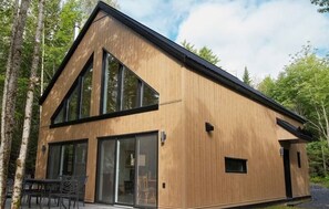 Exterior - Bekvām - Nature and hot tub (Sainte-Cécile-de-Whitton)