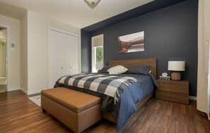 4 bedrooms, WiFi, bed sheets