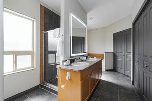 Shower, towels, soap, shampoo