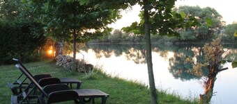 Four bedroom house with river view