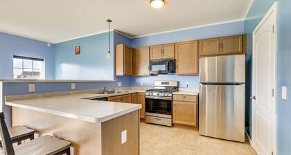 West Henrietta Retreat ~ 4 Mi to Rochester IT