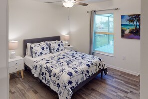 4 soverom, strykejern/-brett, internettilgang og sengetøy