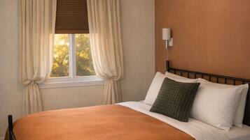 3 slaapkamers, een bureau, wifi, beddengoed