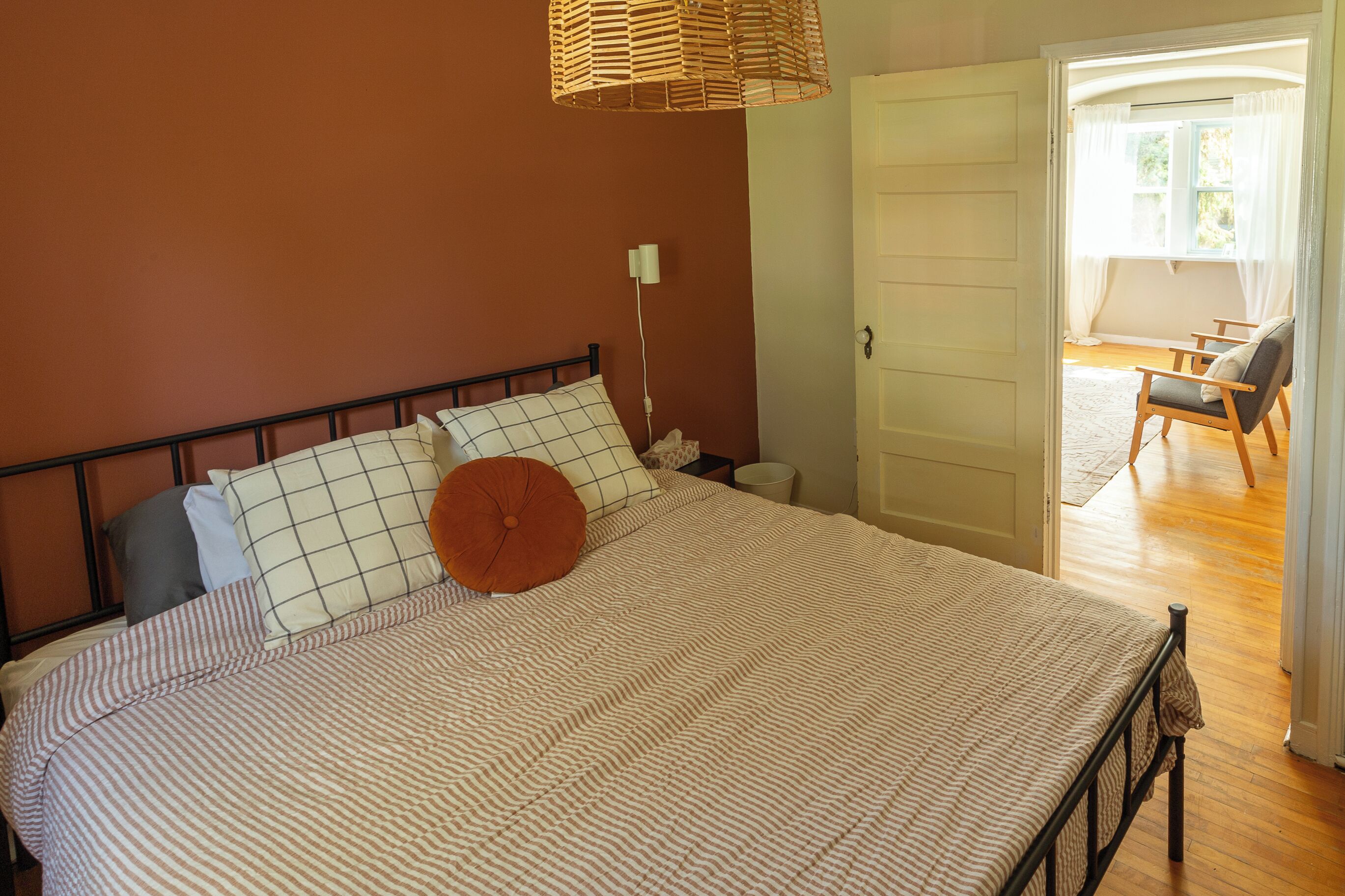 3 bedrooms, WiFi, bed sheets