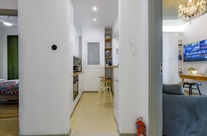 Deluxe Apartment, Balcony, City View | Private kitchen | Full-size fridge, microwave, oven, toaster - Luxurious & Stylish Kolonaki Haven (Athens)