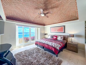4 bedrooms, free WiFi, bed sheets
