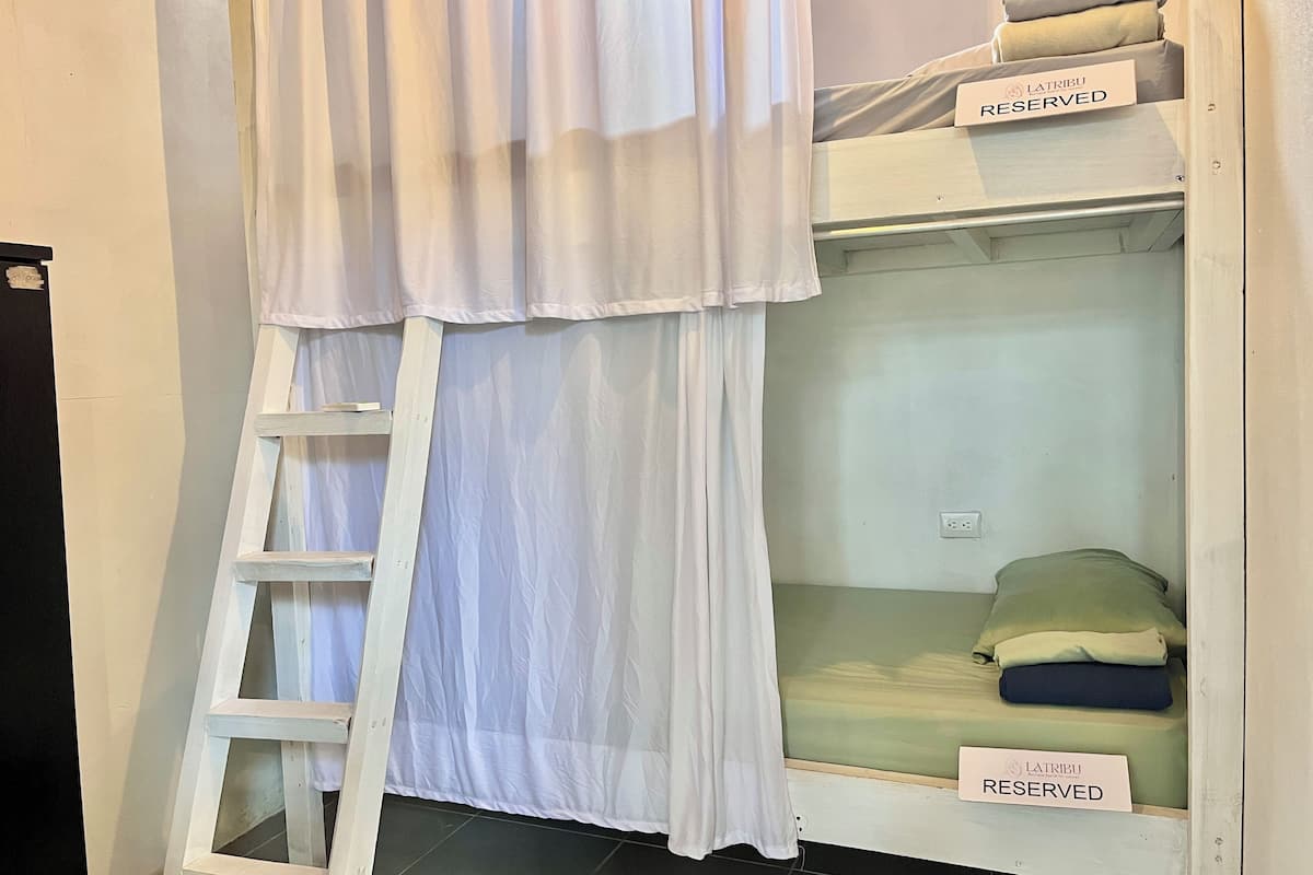 Selene Private Room | Bügeleisen/Bügelbrett, kostenloses WLAN, Bettwäsche