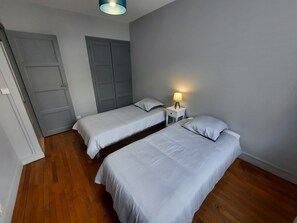 2 bedrooms, free WiFi, bed sheets