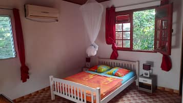1 bedroom, desk, iron/ironing board, free WiFi