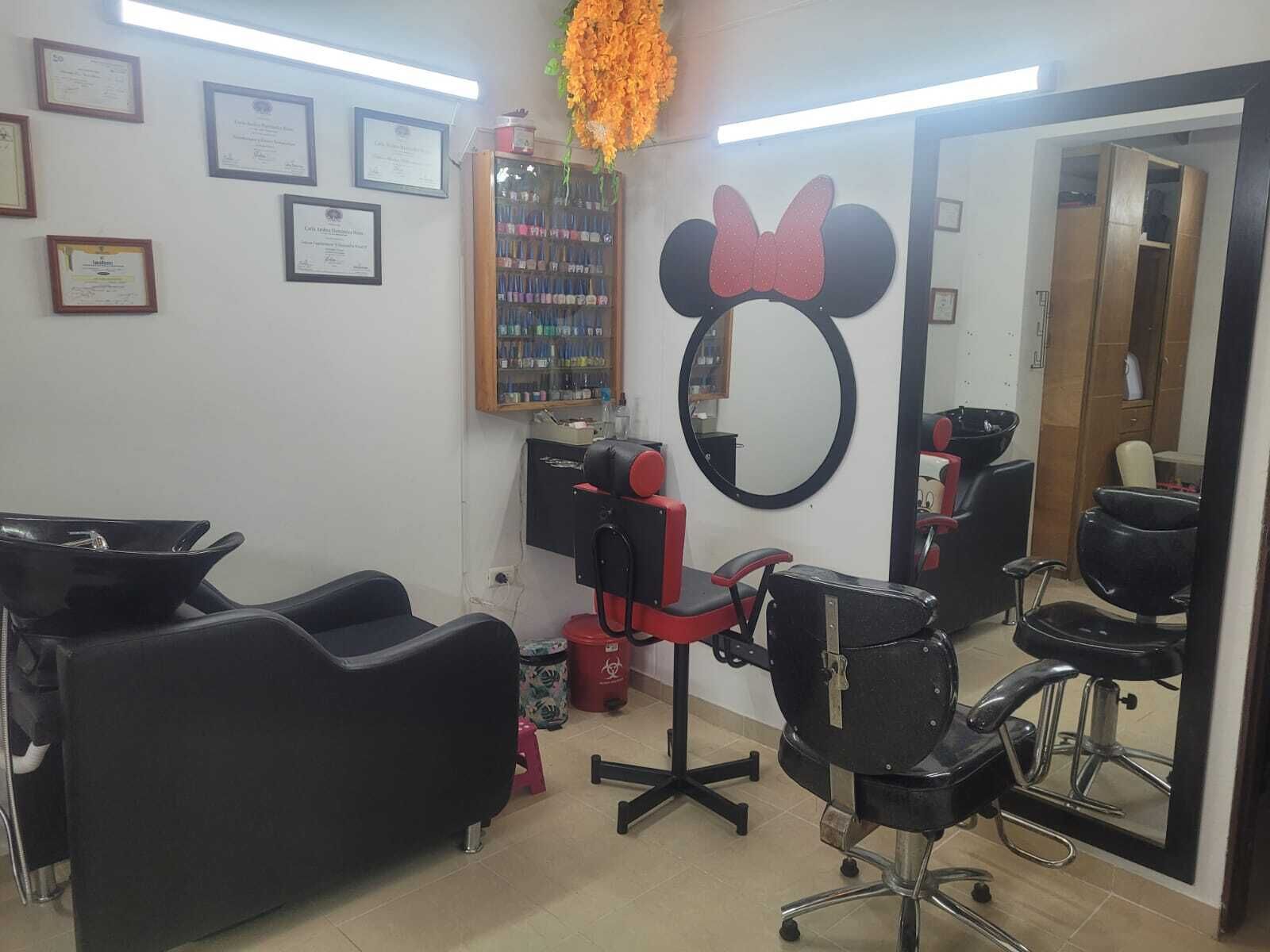 Soins corporels, enveloppements corporels, gommages corporels