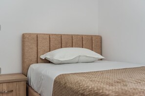 2 Schlafzimmer, Bügeleisen/Bügelbrett, WLAN, Bettwäsche
