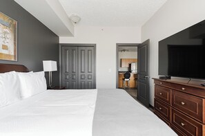 1 habitación, escritorio, tabla de planchar con plancha y wifi gratis