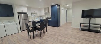 Beautiful new 2 bed 2 bath apartment minutes away from the beautiful Snake River