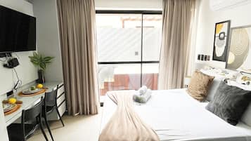 Apartment | 1 bedroom, blackout curtains, iron/ironing board, free WiFi