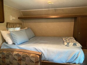 1 chambre, draps fournis