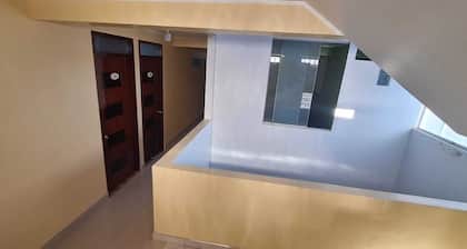 HOSPEDAJE EL CANTARO II