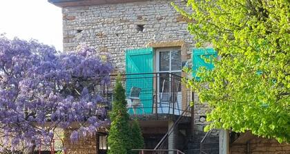 Les Glycines - CORMATIN