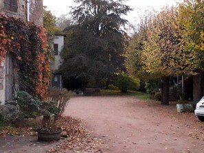 Overnattingsstedets uteområder