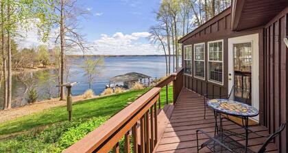 Lakefront Lake Anna with Views, Dock, Fire Pit