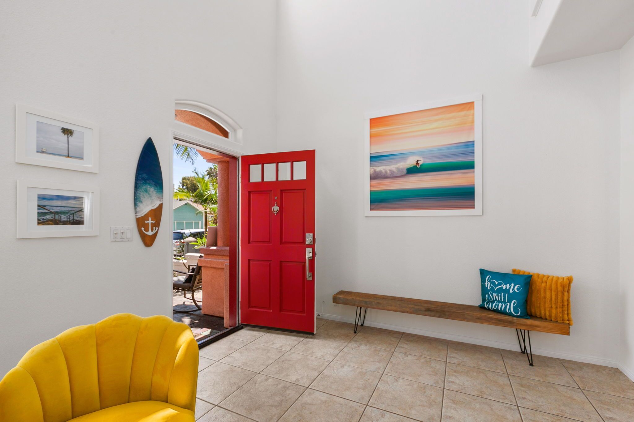 Beach house 2 blocks from the ocean with roof deck! 