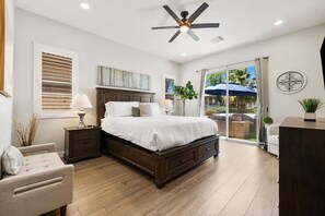 3 bedrooms, desk, iron/ironing board, travel cot - Indio Oasis a Private Pool Home by Rather Be Properties (Indio)