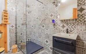 Shower, hair dryer