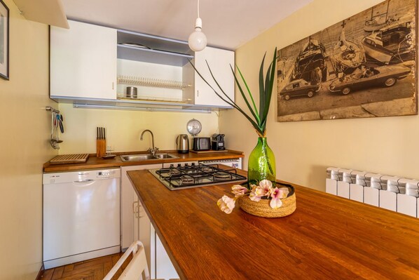 Private kitchen - iFlat | Comfy apartment with vista near St. Peter (Roma)