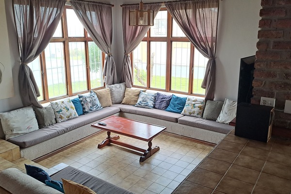Casa, vista para o oceano | Área de estar