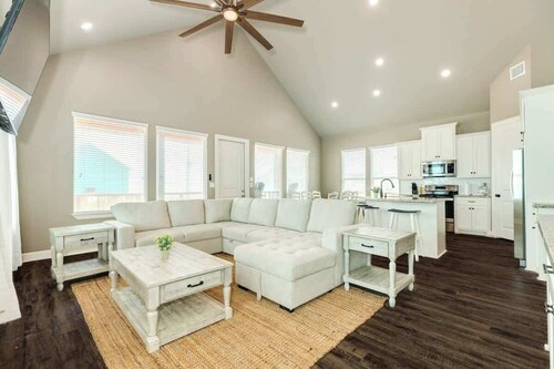 Stunning 4BR Freeport Home Steps to the Beach