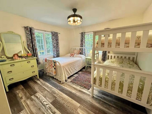 4 bedrooms, WiFi
