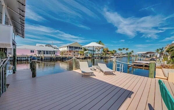 Terrace/patio - Boaters Paradise in Matlacha Florida (Matlacha)
