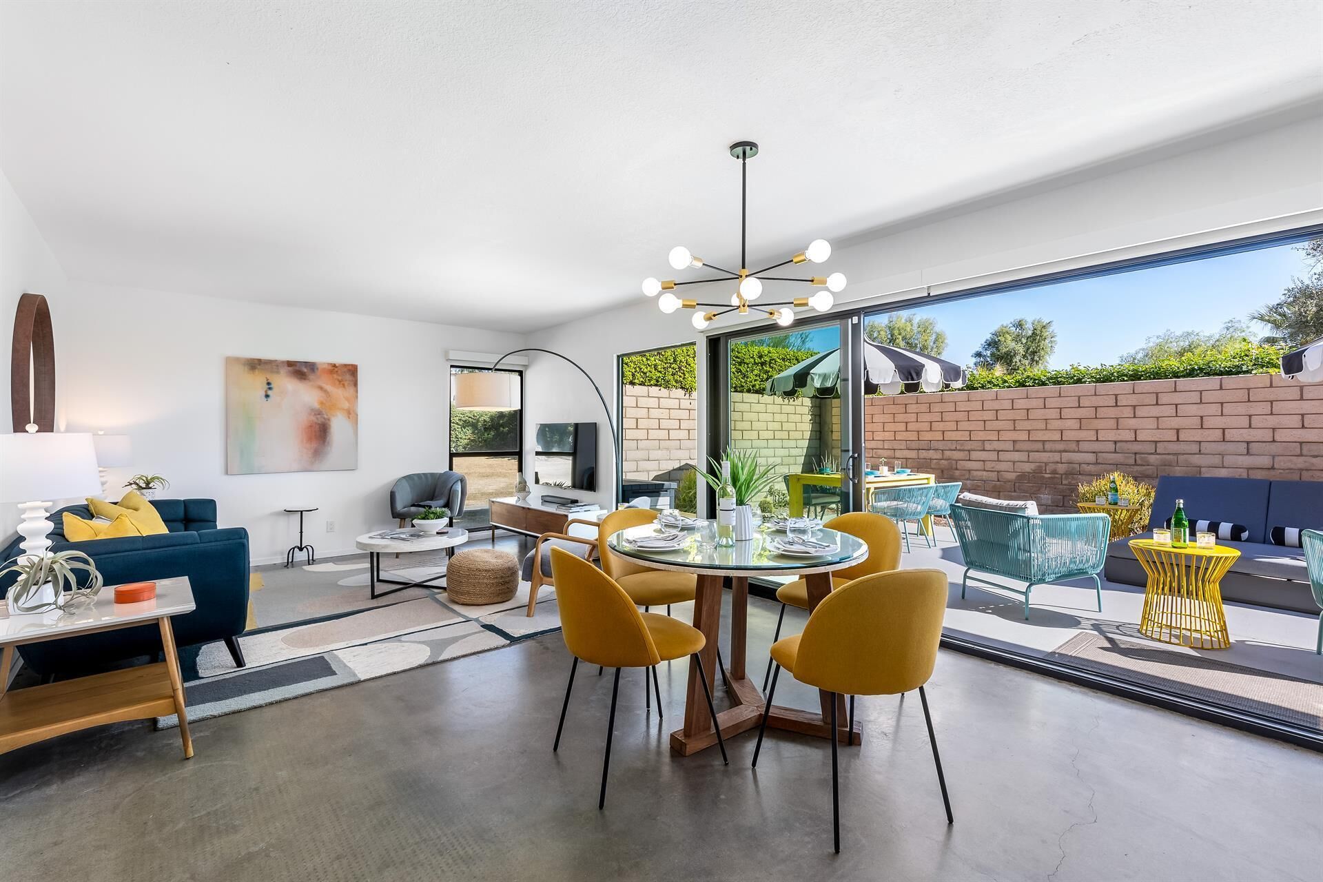 PS Stylish Luxe Condo :  Pools, Tennis, Pickleball