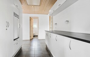 Interior - Amazing home in Vesløs with WiFi (Vesløs)