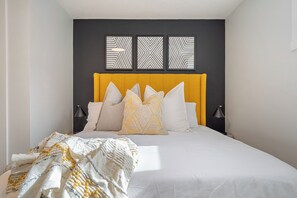 1 sovrum, strykjärn/strykbräda, wi-fi och sängkläder