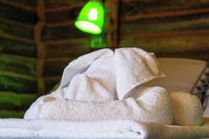 Shower, jetted tub, hair dryer, towels