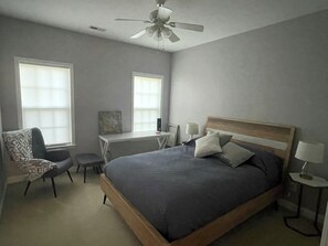 2 chambres, fer et planche à repasser, Wi-Fi gratuit, draps fournis