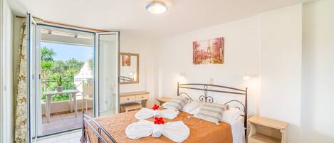 2 bedrooms, free WiFi, bed sheets